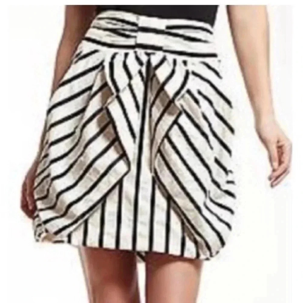 Eva Franco black and white striped skirt size 8 EUC